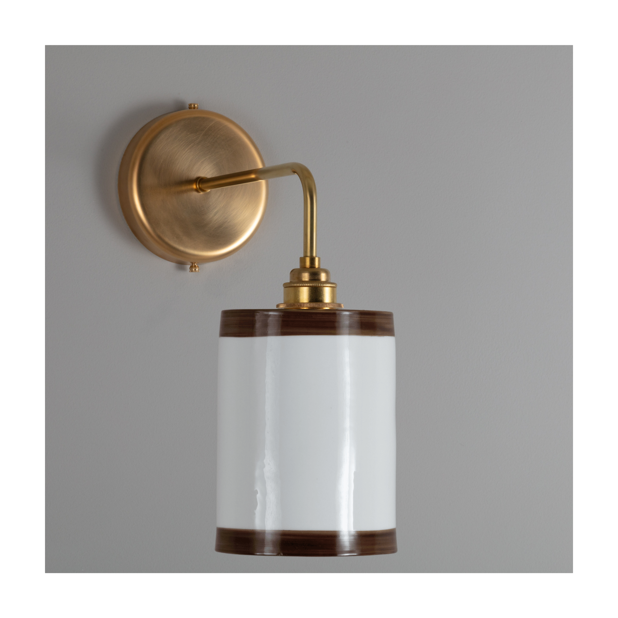 BATHROOM Chocolate Bradwell Hand-painted Trim Wall Light