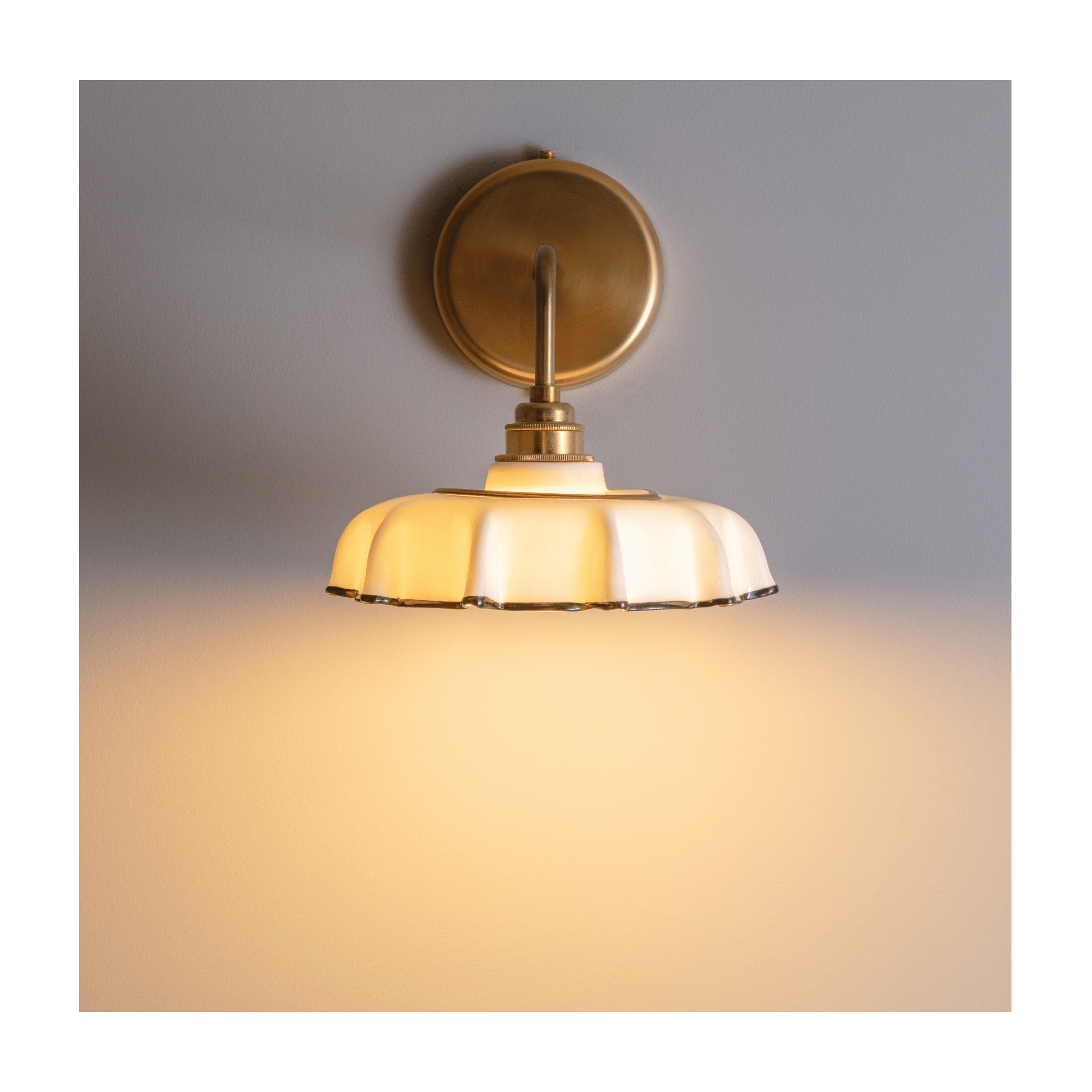 BATHROOM Campbell Hand-painted Trim Wall Light