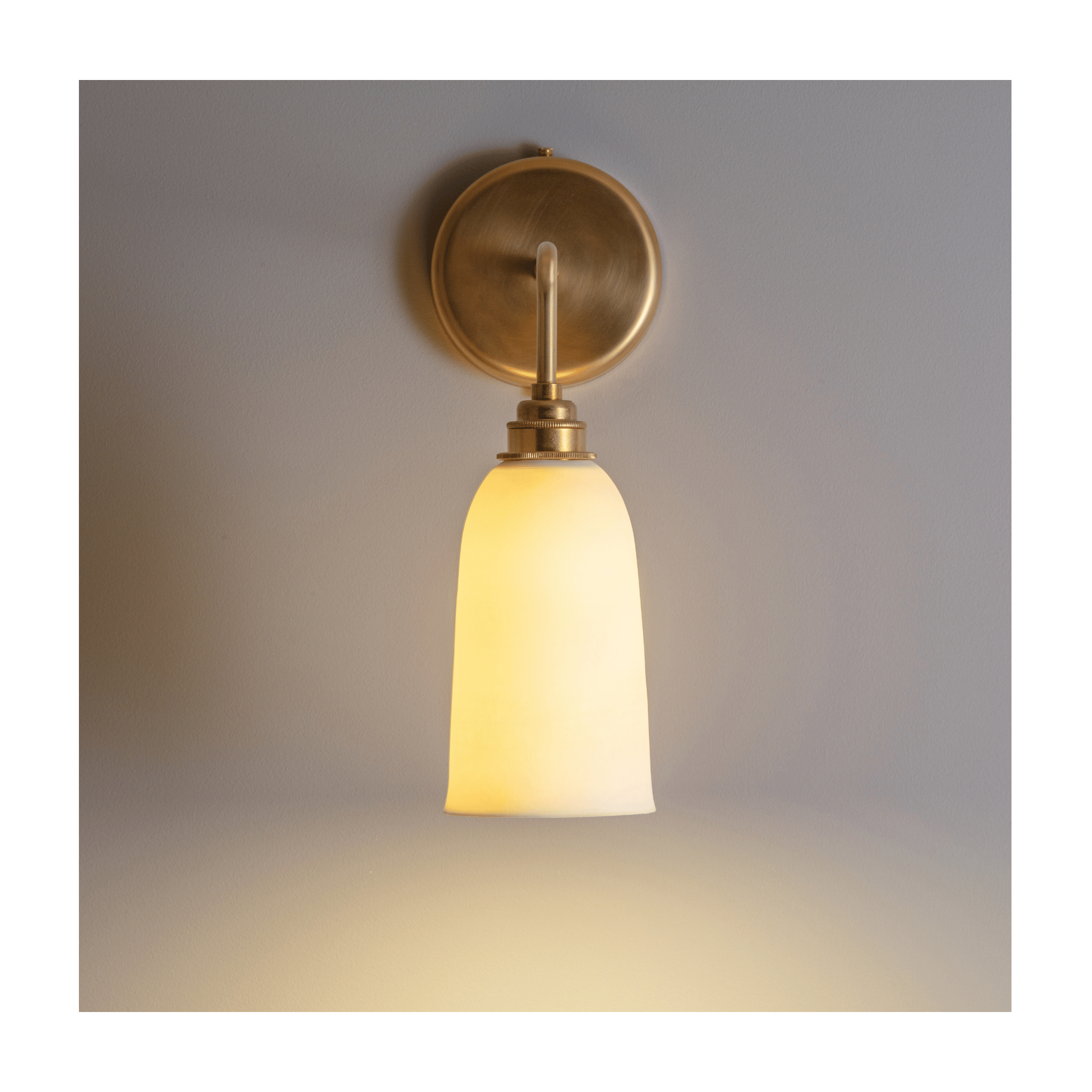 BATHROOM Small Plex White Wall Light