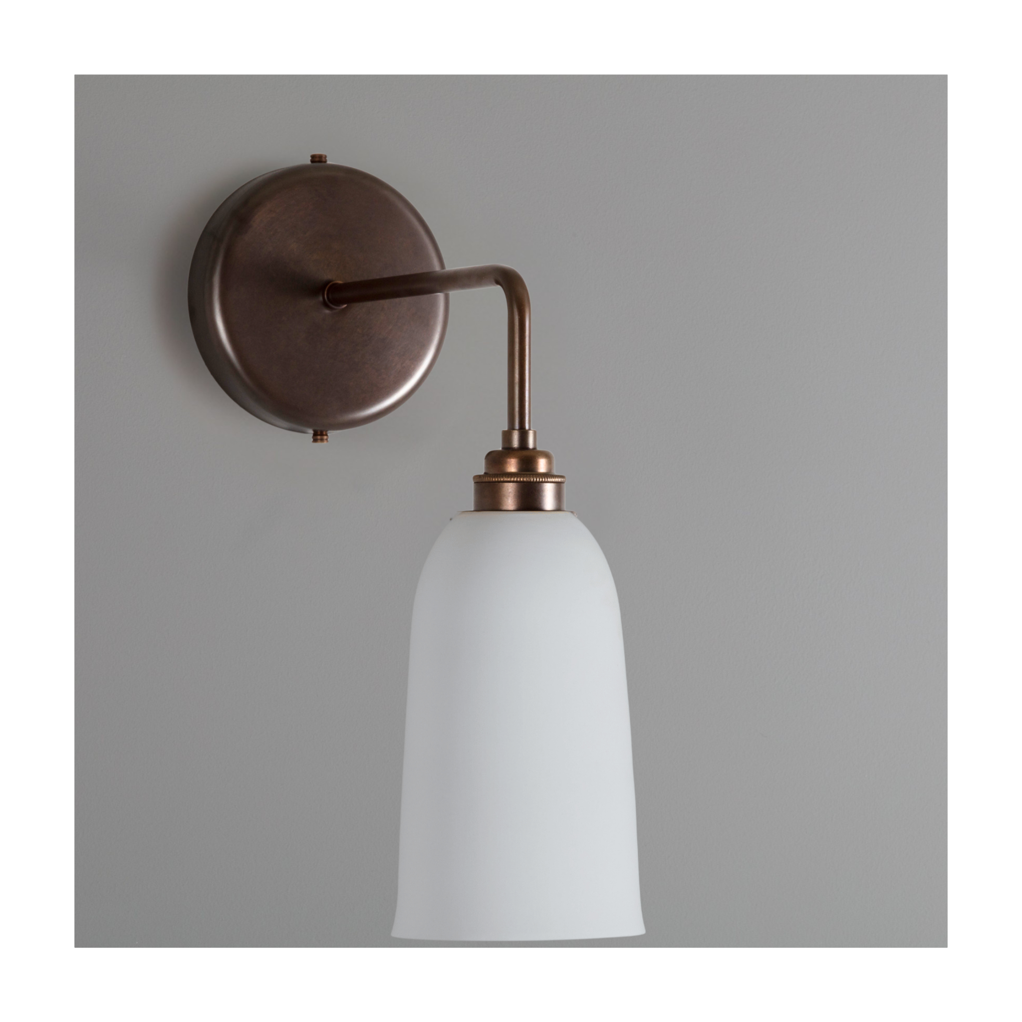 Plex Small Straight Arm Wall Light