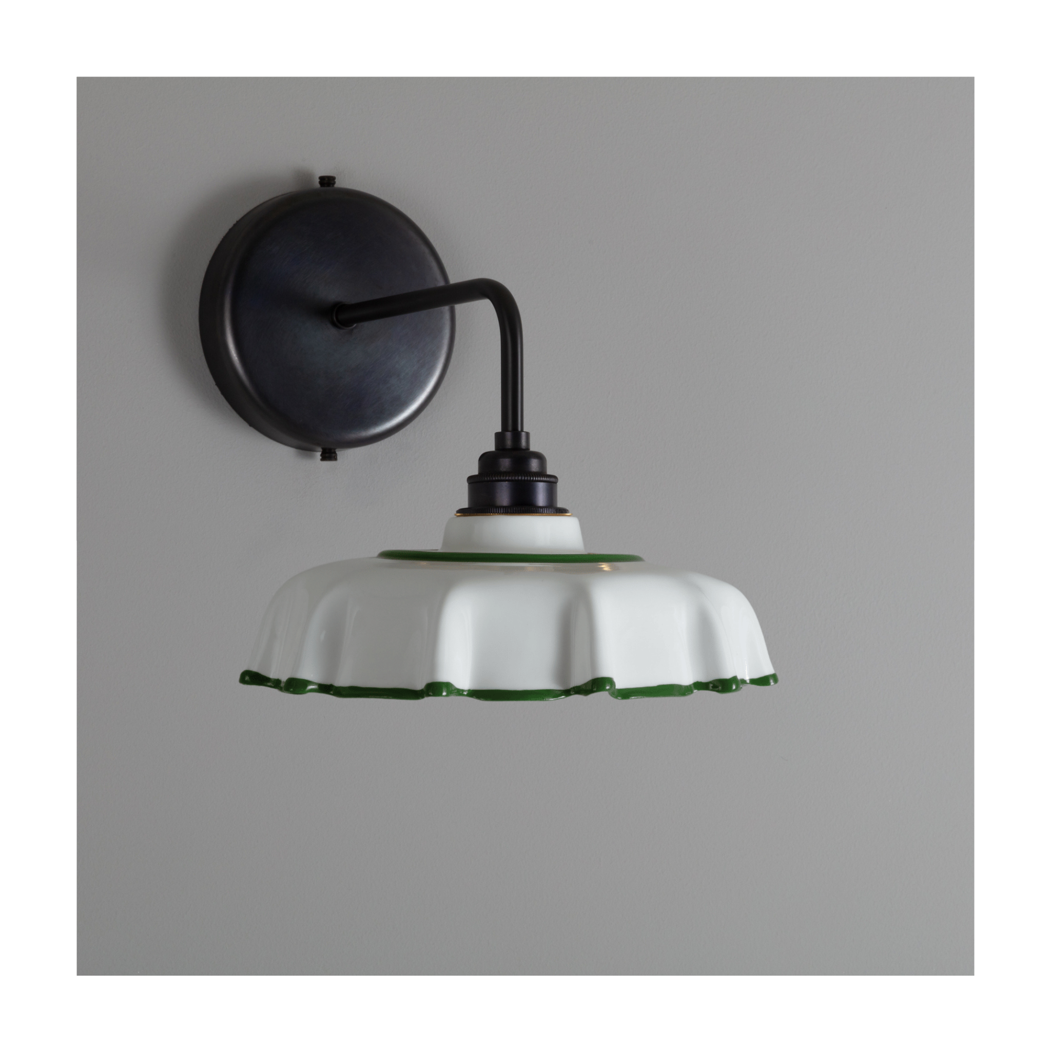 BATHROOM Pea Green Campbell Hand-painted Trim Wall Light