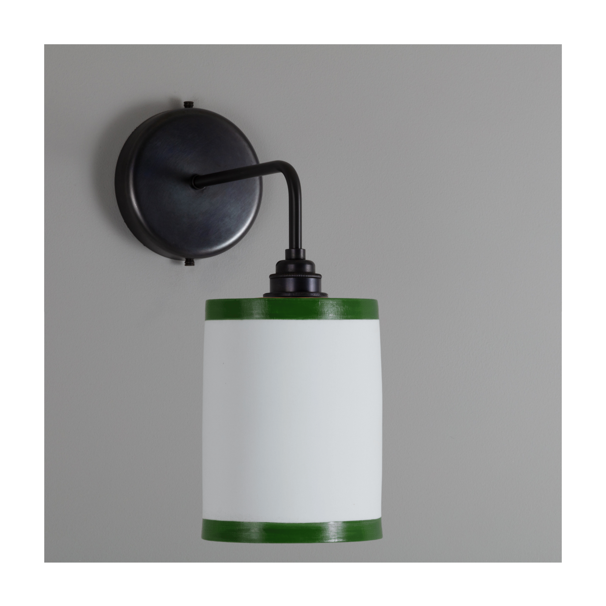 BATHROOM Pea Green Bradwell Hand-painted Trim Wall Light