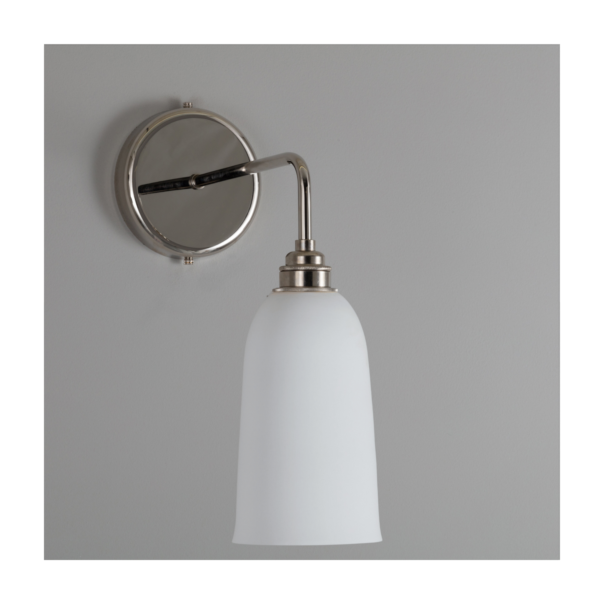 Plex Small Straight Arm Wall Light