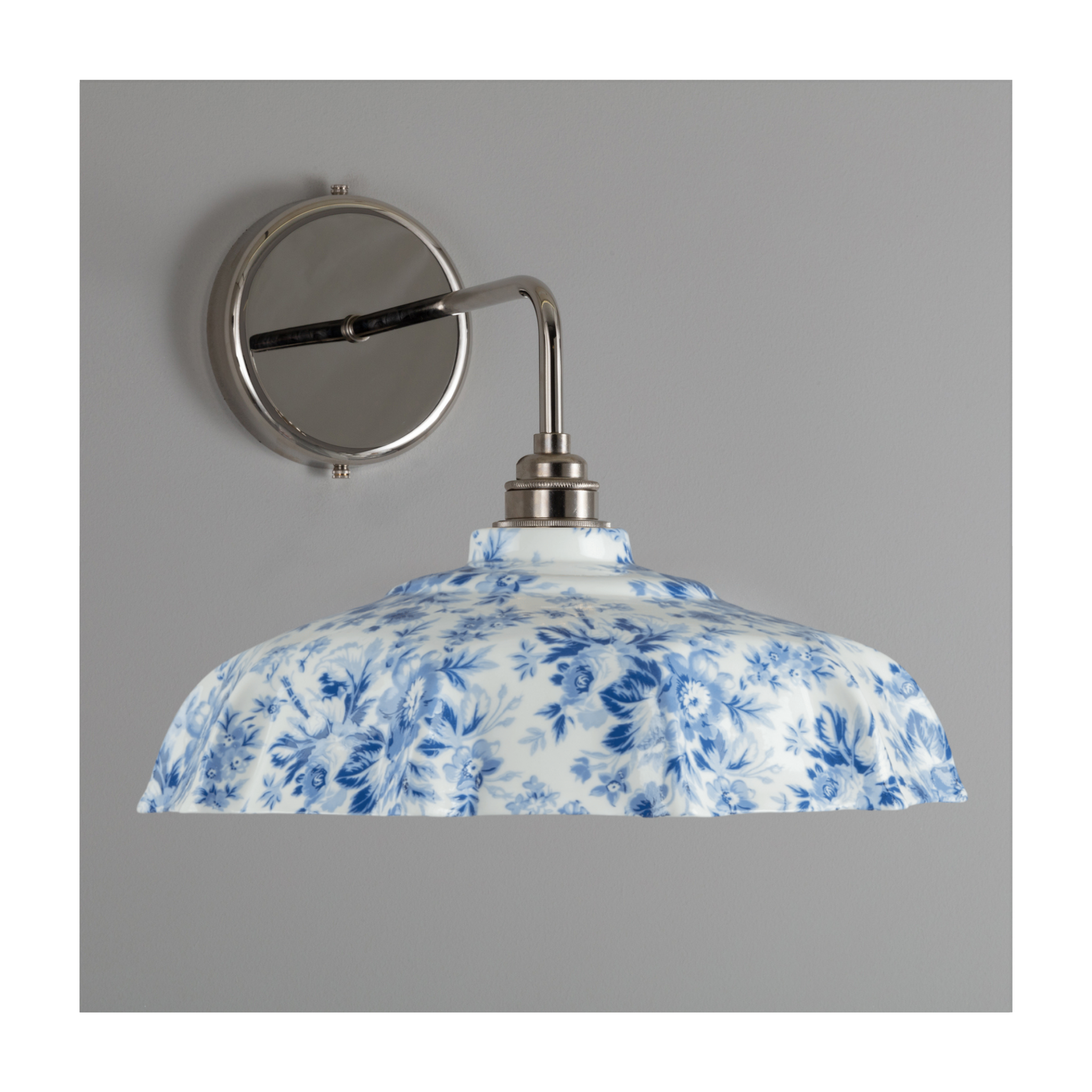 Campbell Delft Epoque Florale Pattern Wall Light