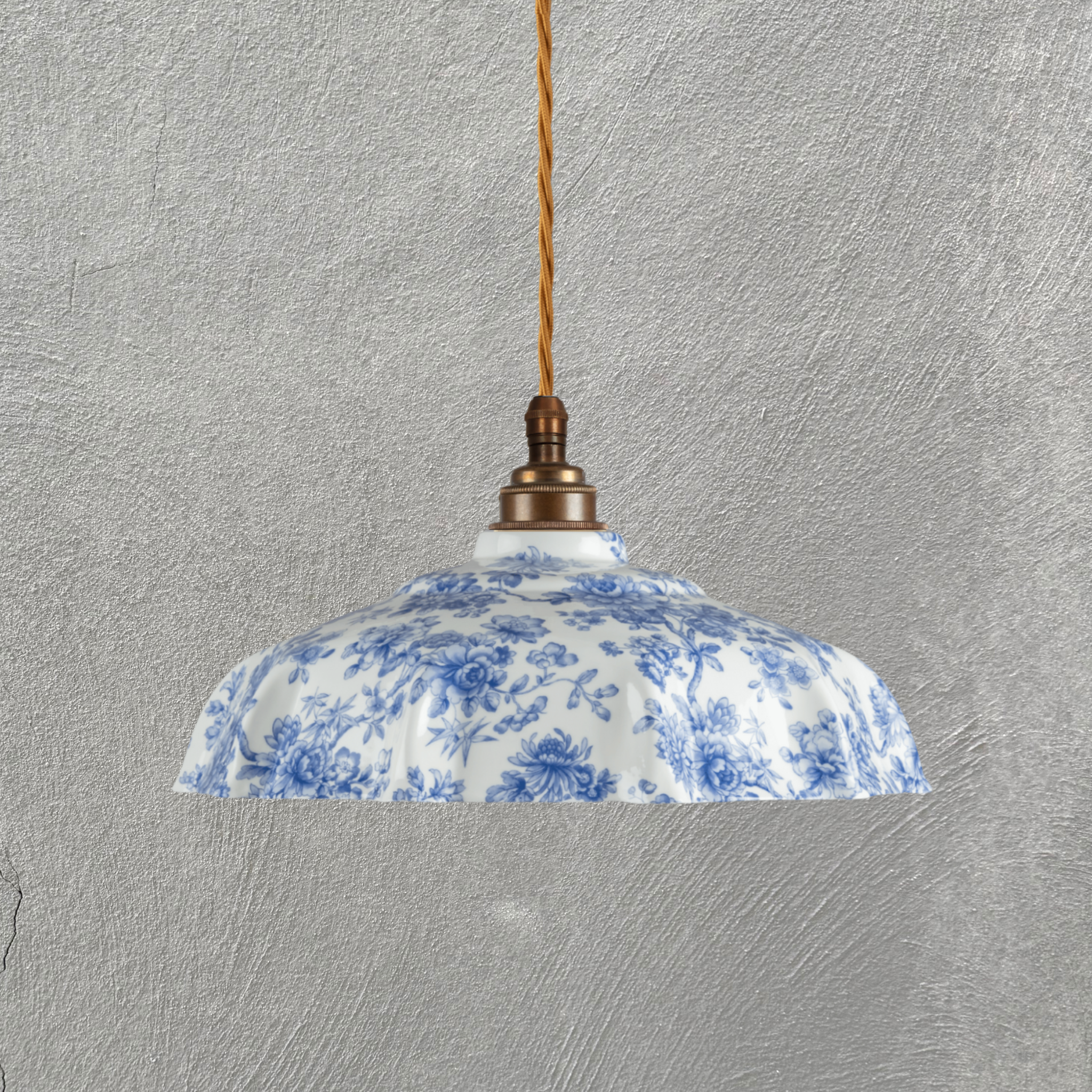 Campbell Blue Imari Pattern Pendant