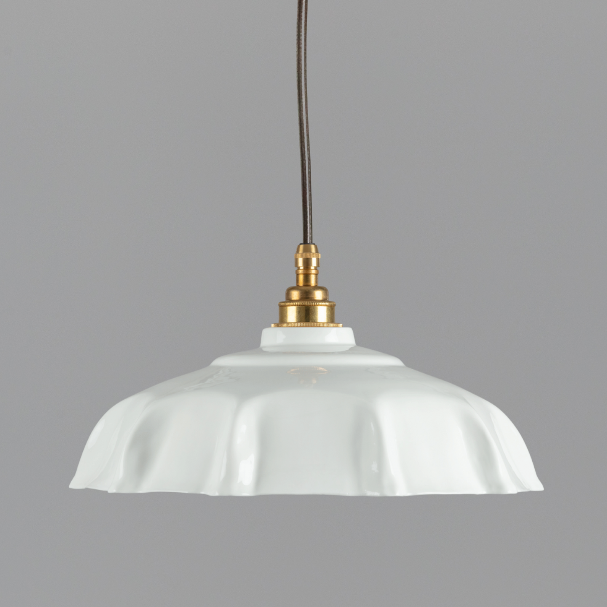 BATHROOM Campbell White Pendant