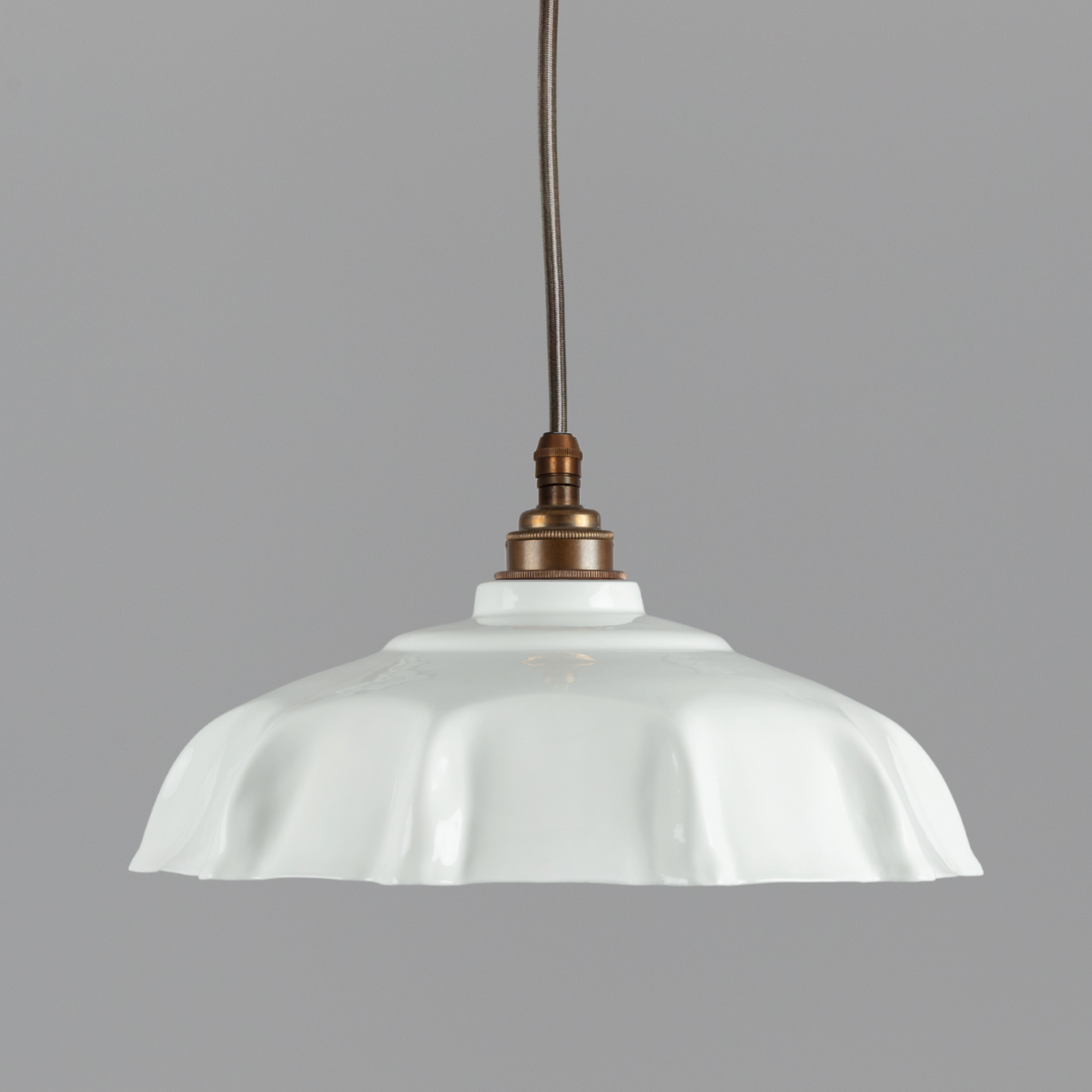 BATHROOM Campbell White Pendant