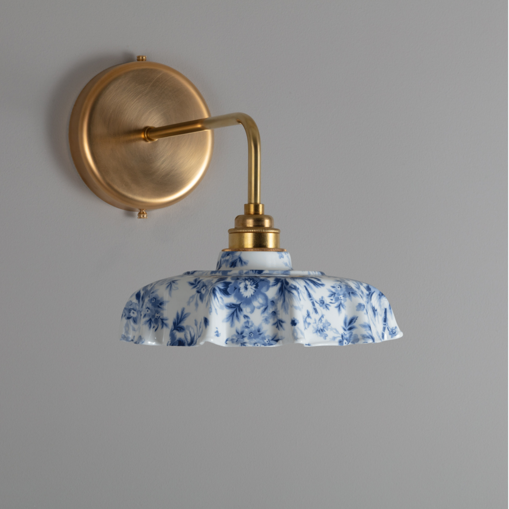 Campbell Delft Epoque Florale Pattern Wall Light