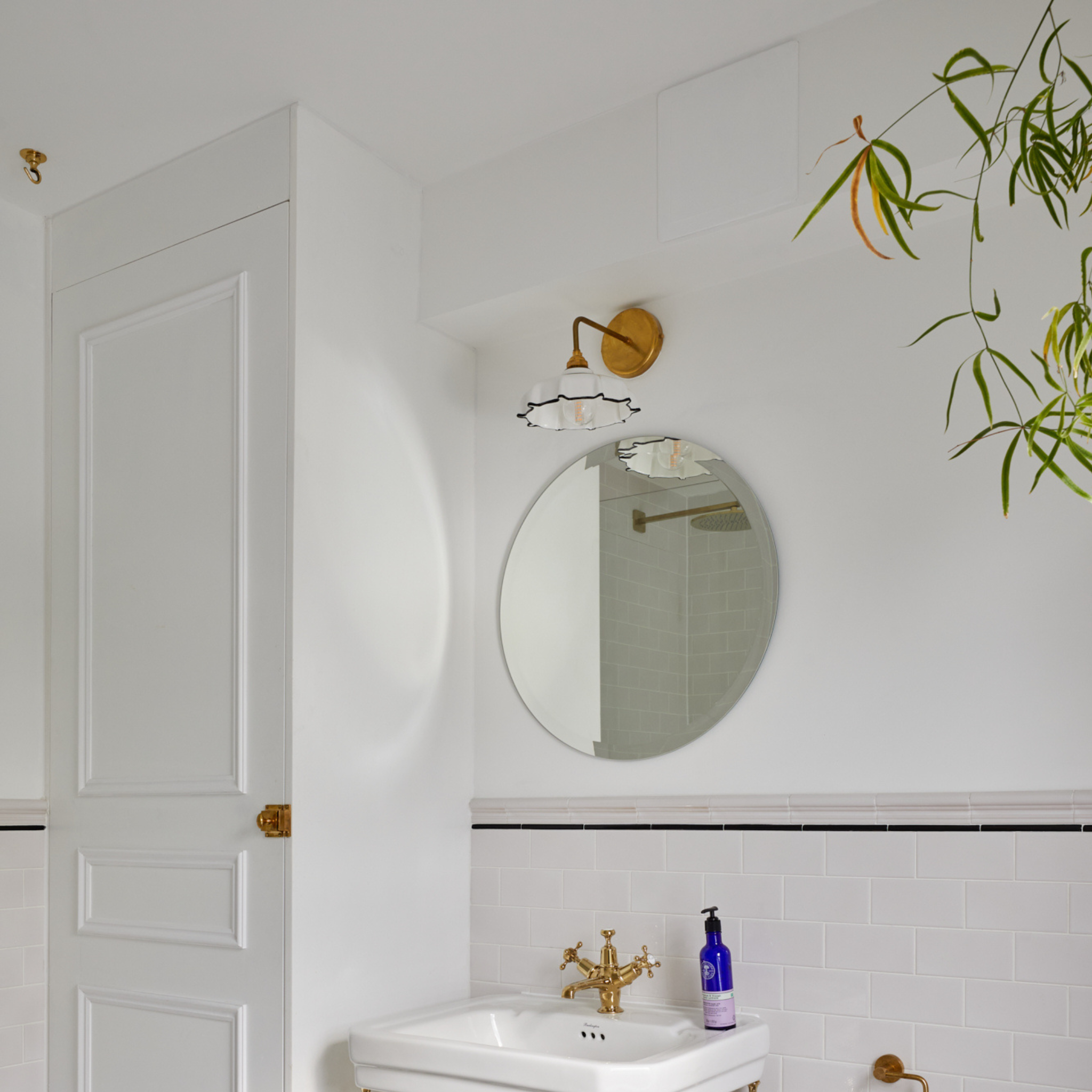 BATHROOM Black Campbell Hand-painted Trim Wall Light