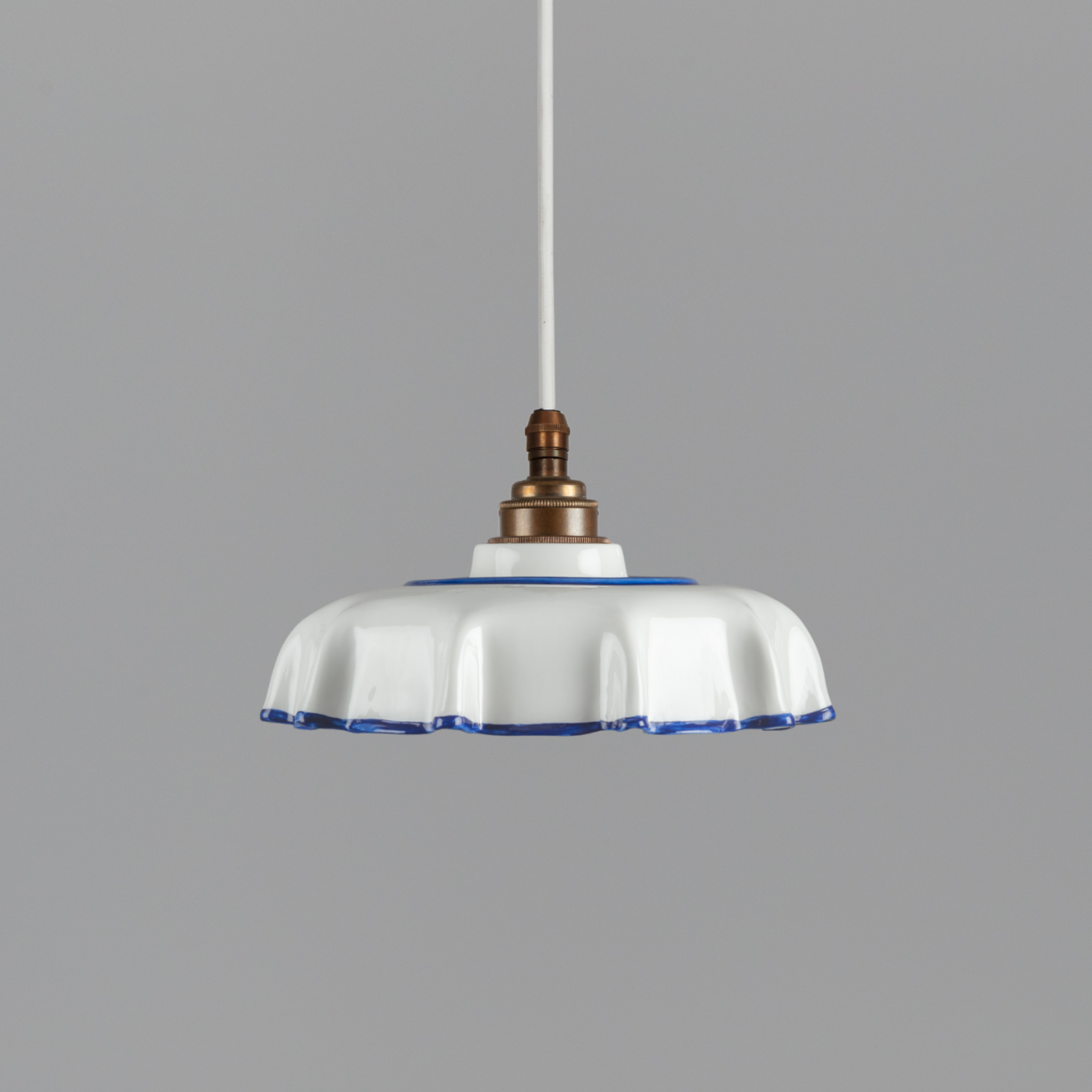 Campbell Delft Hand-painted Trim Pendant