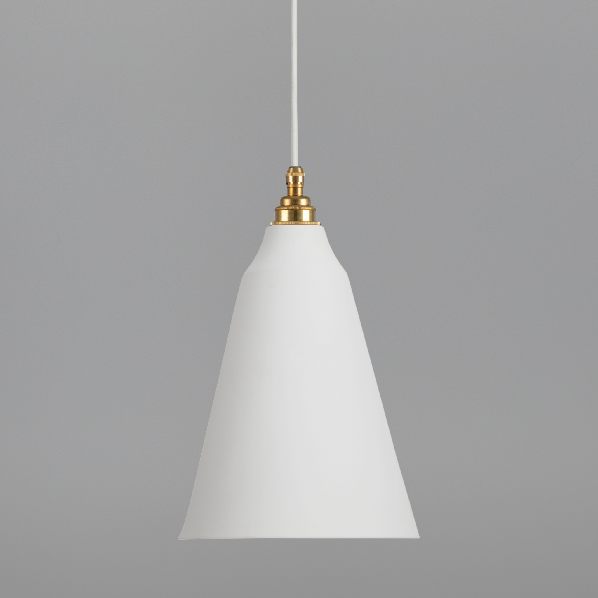 Chatterley White Pendant