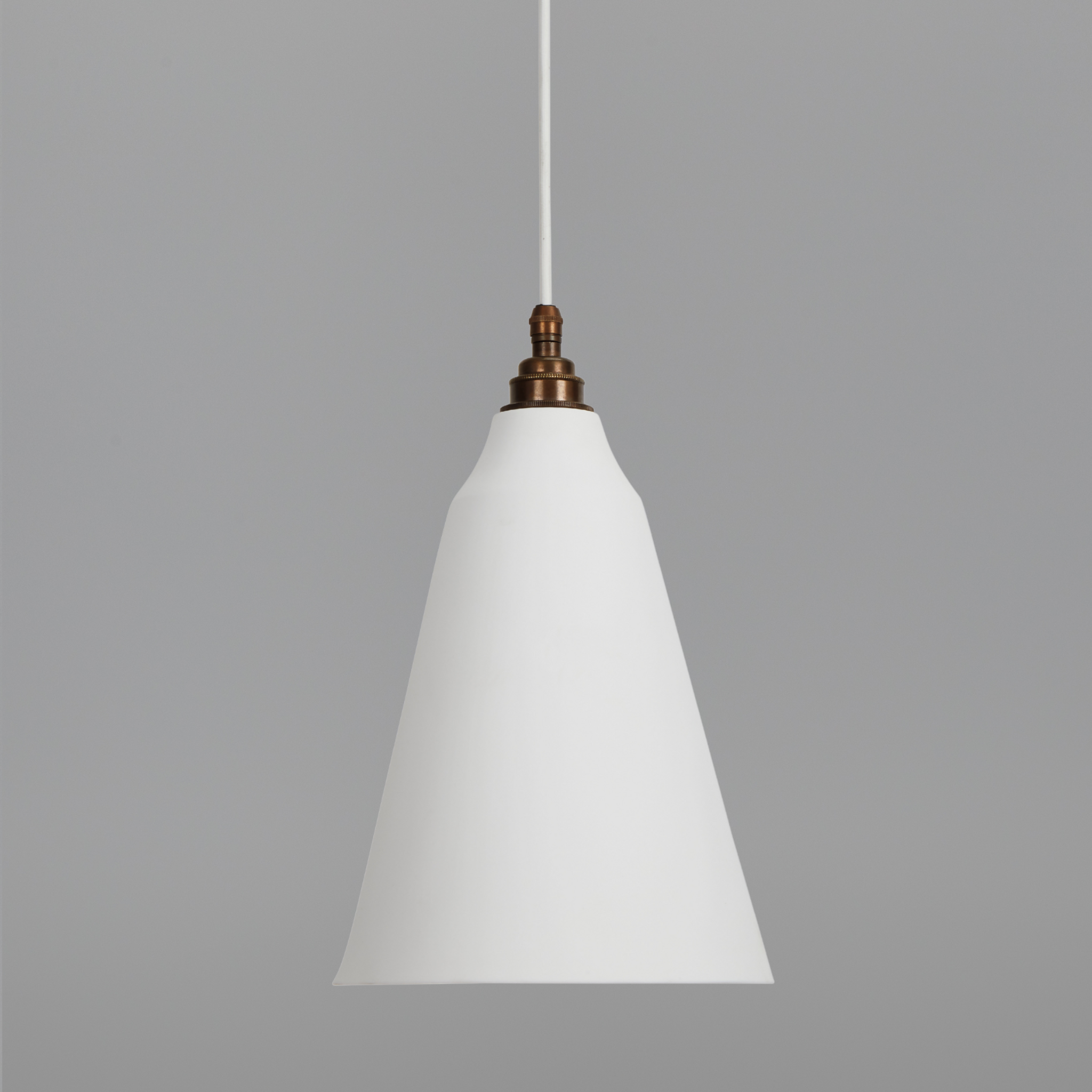 Chatterley White Pendant