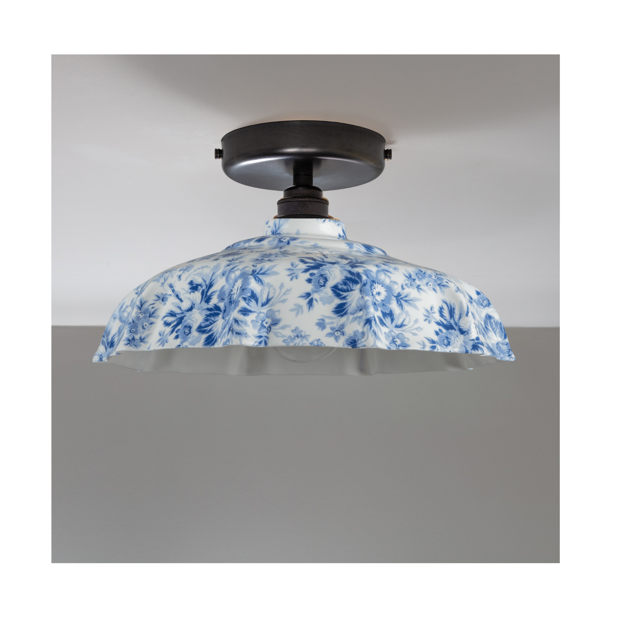 BATHROOM Delft Epoque Florale Campbell Pattern Flush Mount Light