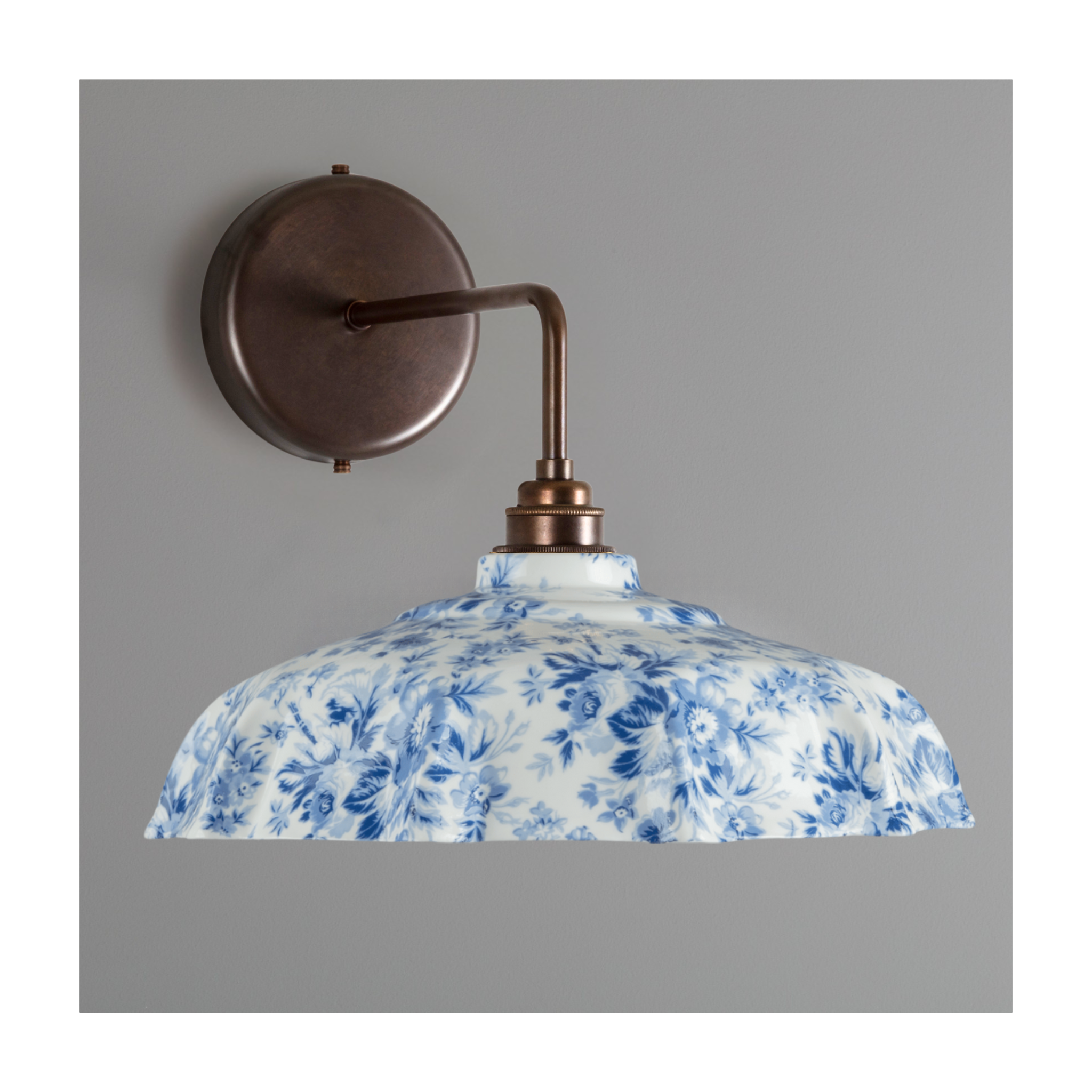 Campbell Delft Epoque Florale Pattern Wall Light
