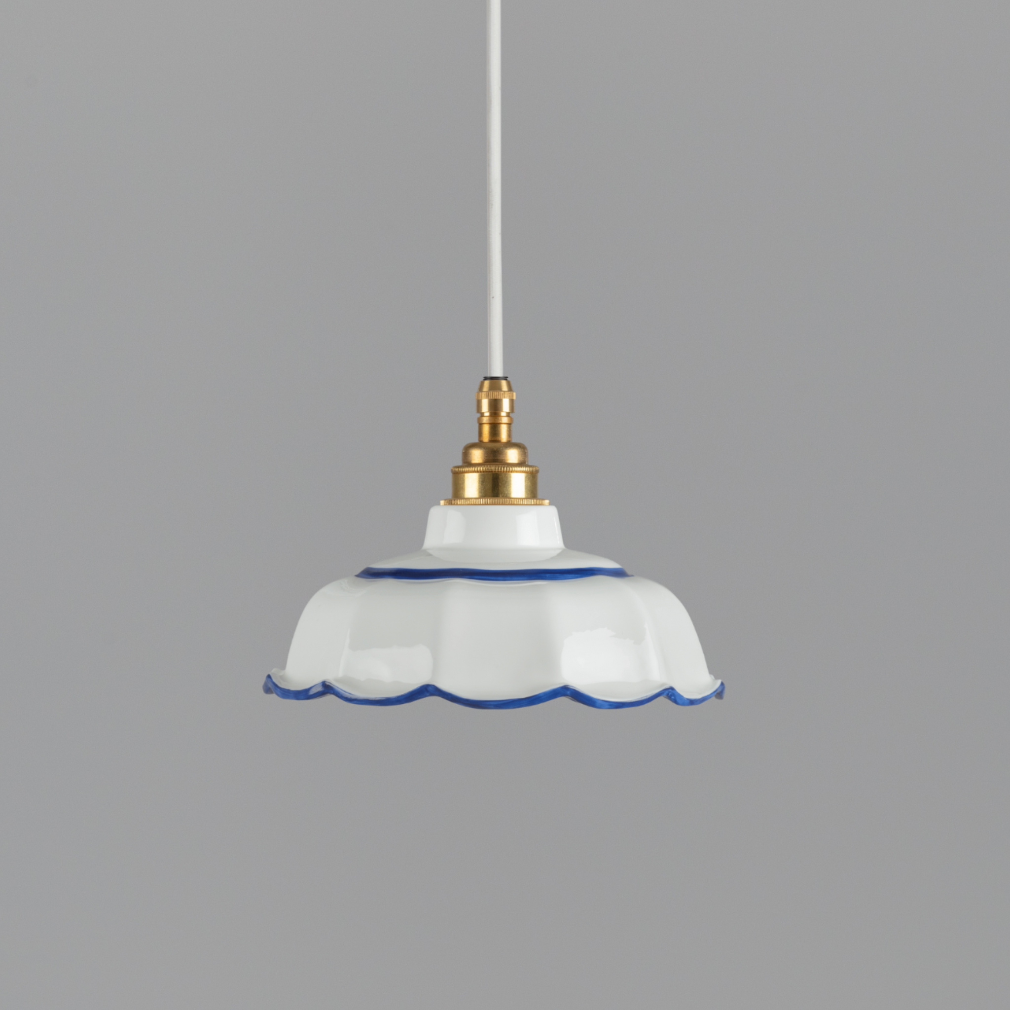 Avalon Delft Hand-painted Trim Pendant