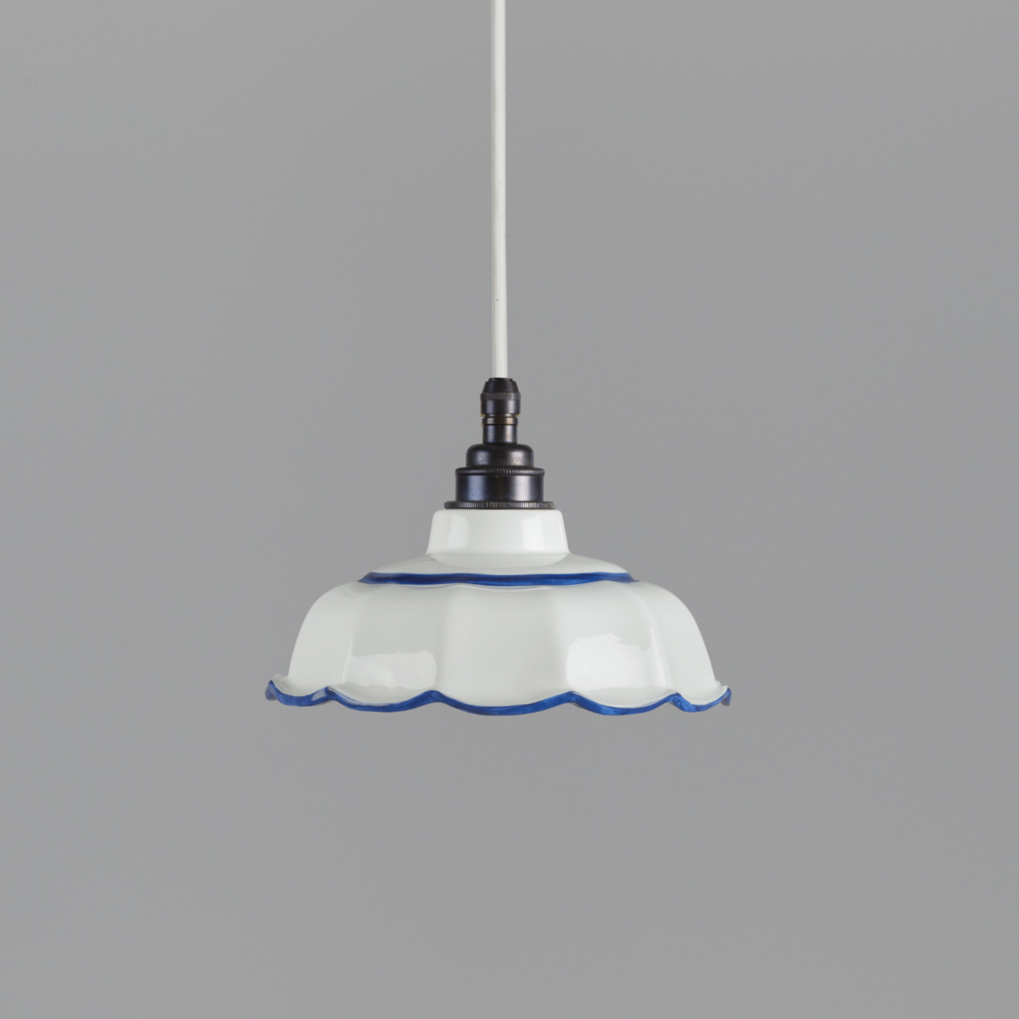 Avalon Delft Hand-painted Trim Pendant